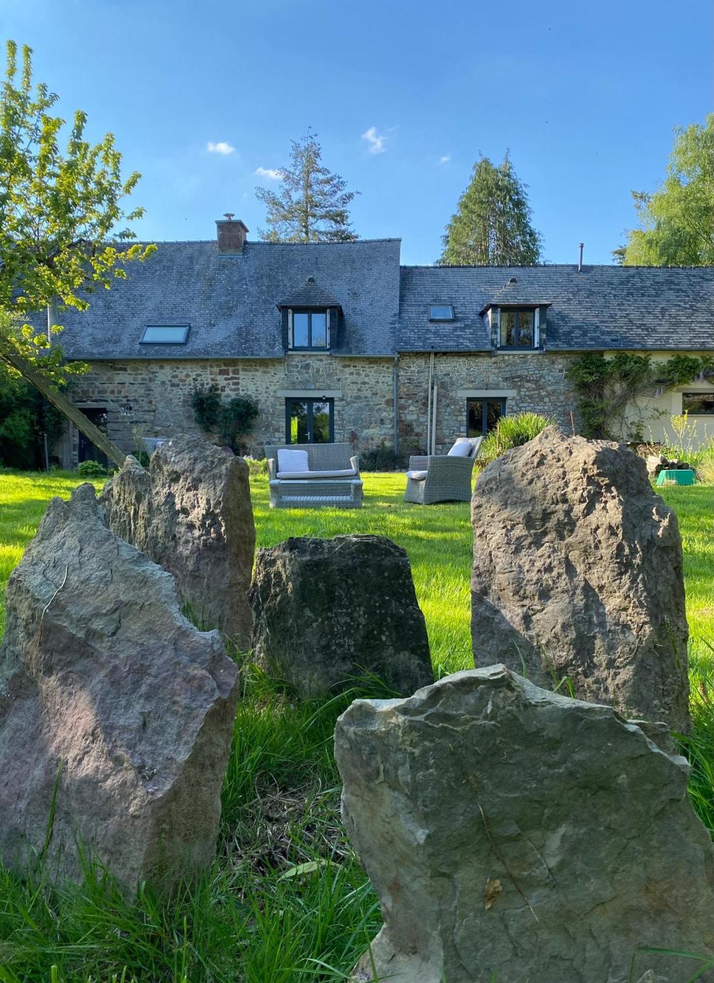 L'Hotie De Broceliande, Au Coeur Des Sites Naturels Et Legendaires Paimpont Eksteriør bilde